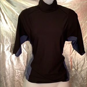 Patagonia 1/4 sleeve rashguard surf shirt UPF50+